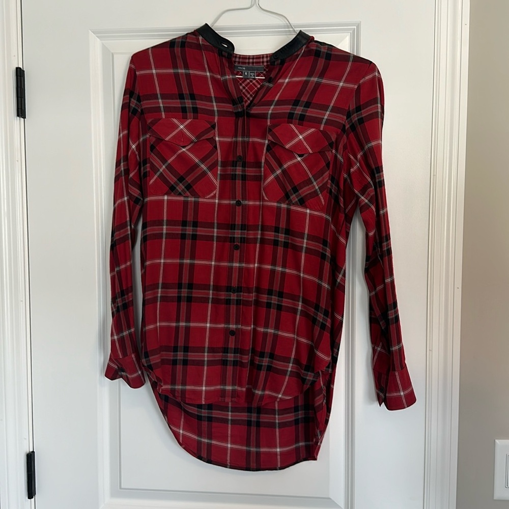 Vince button down